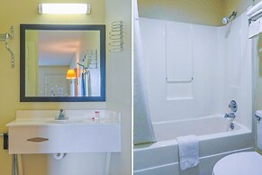 Economy Inn By OYO Ashburn