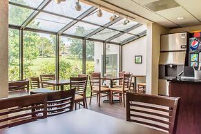 Sleep Inn & Suites of Lancaster County