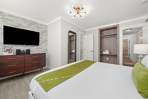 Chesterfield Hotel & Suites