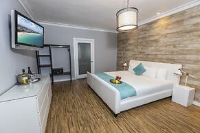 Chesterfield Hotel & Suites