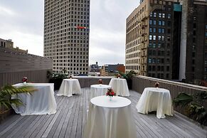 Hotel Metro, Autograph Collection