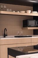 Nassau Suite South Beach - an All Suites Hotel