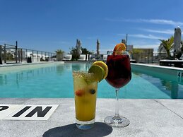 Nassau Suite South Beach - an All Suites Hotel