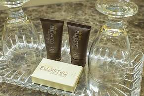 Ayres Suites Diamond Bar