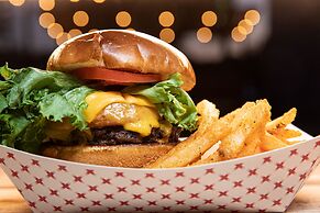 Wingate by Wyndham DFW / North Irving