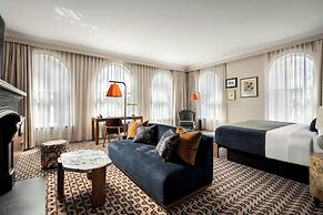 The Louie, A Davenport Hotel, Autograph Collection®
