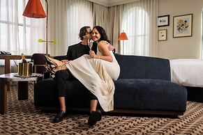 The Louie, A Davenport Hotel, Autograph Collection®