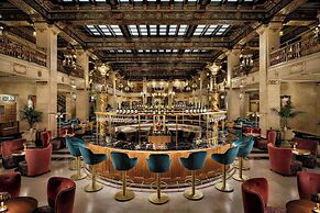 The Louie, A Davenport Hotel, Autograph Collection®