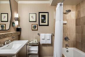 The Louie, A Davenport Hotel, Autograph Collection®