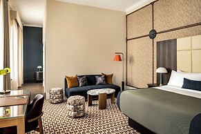 The Louie, A Davenport Hotel, Autograph Collection®