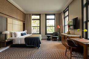 The Louie, A Davenport Hotel, Autograph Collection®