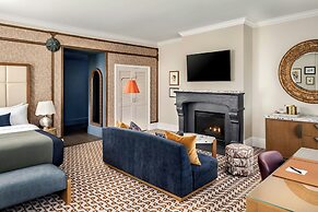 The Louie, A Davenport Hotel, Autograph Collection®