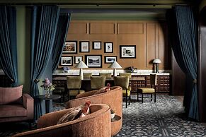 The Louie, A Davenport Hotel, Autograph Collection®