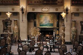 The Louie, A Davenport Hotel, Autograph Collection®
