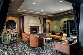 The Louie, A Davenport Hotel, Autograph Collection®