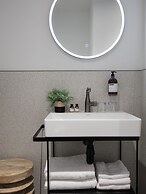 Maisons du Monde Hôtel & Suites - Nantes