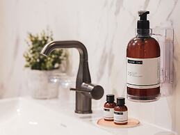 Maisons du Monde Hôtel & Suites - Nantes