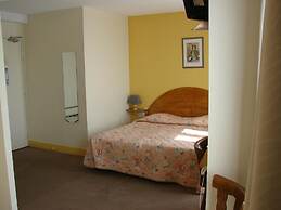 Hotel de Paris et des Voyageurs