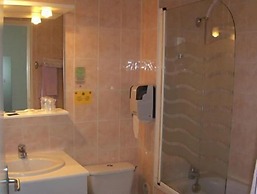 Hotel de Paris et des Voyageurs