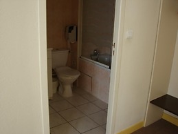 Hotel de Paris et des Voyageurs