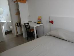 Hotel de Paris et des Voyageurs