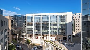 Campanile PRIME - Nice Airport