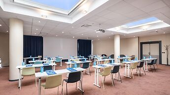 Campanile PRIME - Nice Airport