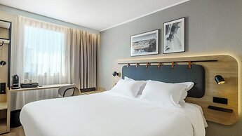 Campanile PRIME - Nice Airport