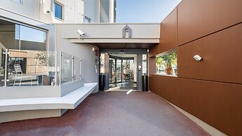 Campanile PRIME - Nice Airport