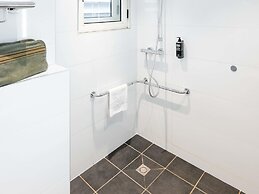 ibis Styles Lyon Confluence