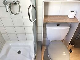 Brit Hotel Aux Sacres