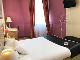 Brit Hotel Aux Sacres