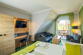 Panorama Berghotel Wettiner Höhe