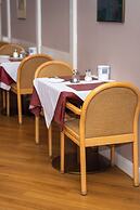 Continental Hotel-Pension