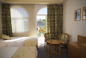 The Golden Walls Hotel