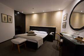 The Golden Walls Hotel