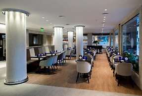 Windsor Hotel And Tower