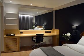 Windsor Hotel And Tower