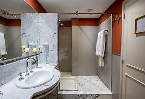 Windsor Hotel And Tower