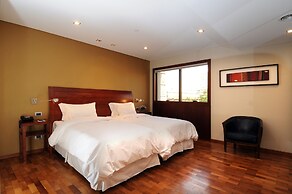 Windsor Hotel And Tower