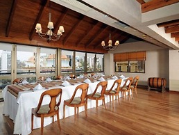 Windsor Hotel And Tower