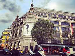 Holiday Inn Paris Palais de l'Elysée by IHG