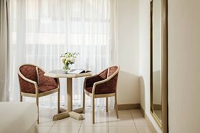 Diplomat Hotel