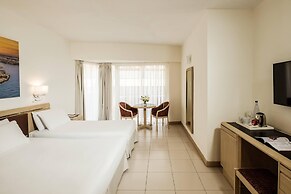 Diplomat Hotel