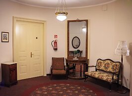 Polonia Hotel