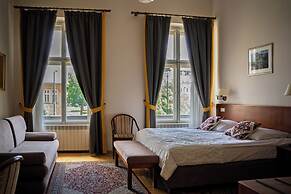 Polonia Hotel