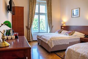 Polonia Hotel