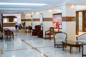 Crithoni's Paradise Hotel
