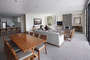 The Rees Hotel and Luxury Apartments