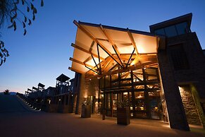 The Rees Hotel and Luxury Apartments